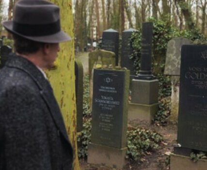 Babylon Berlin - Grabstein Babylon Berlin - Grabstein